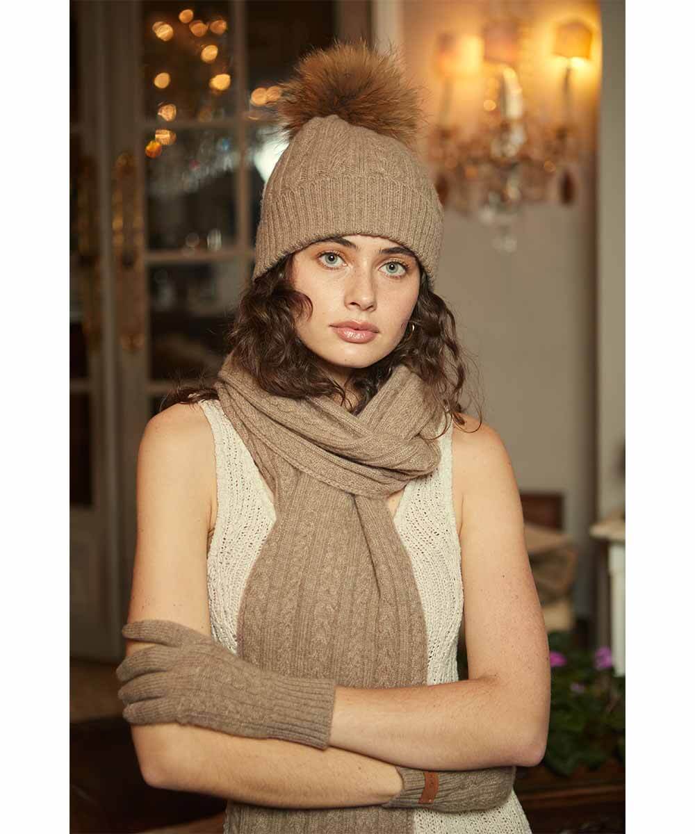 Cashmere UGG Cable Scarf - Image 9