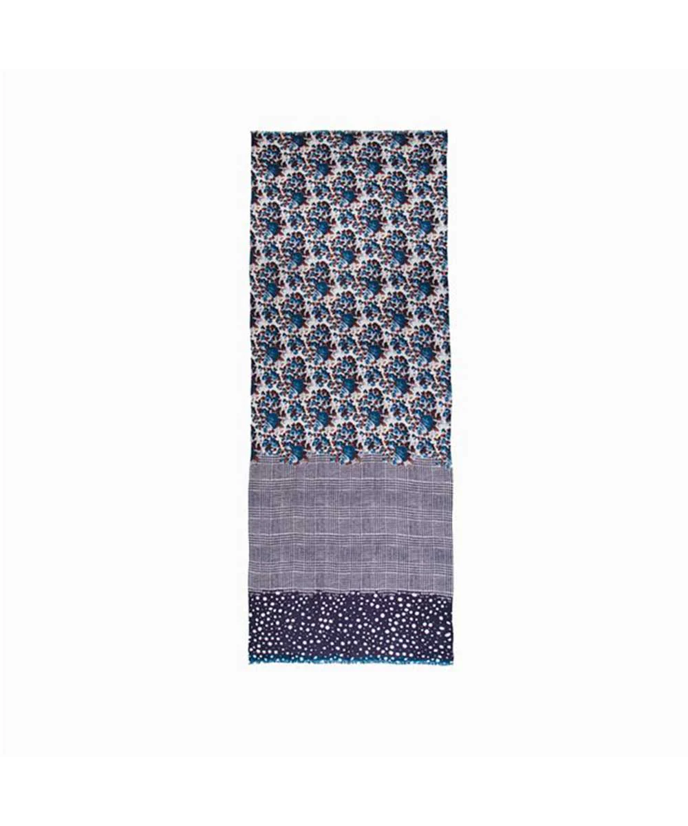 Merino Wool Print UGG Scarf - Image 5