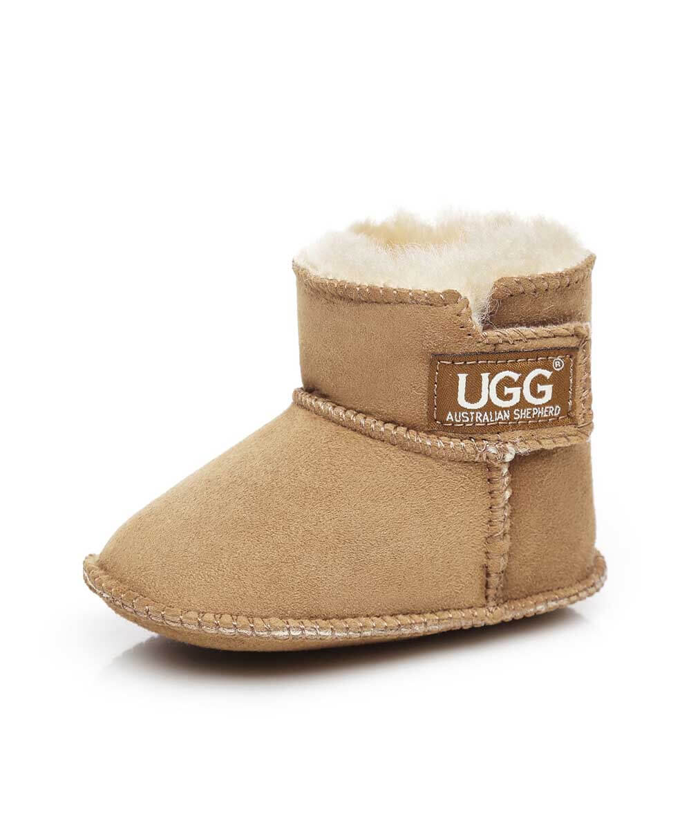 UGG Baby Beanie Bootie Gift Set - Image 3