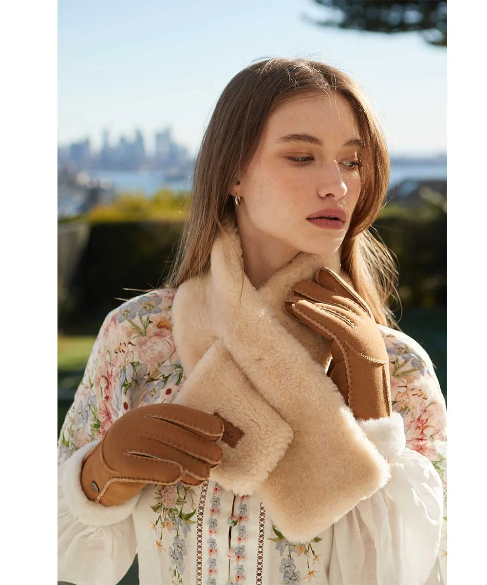 UGG Gena Touchscreen Glove - Image 4