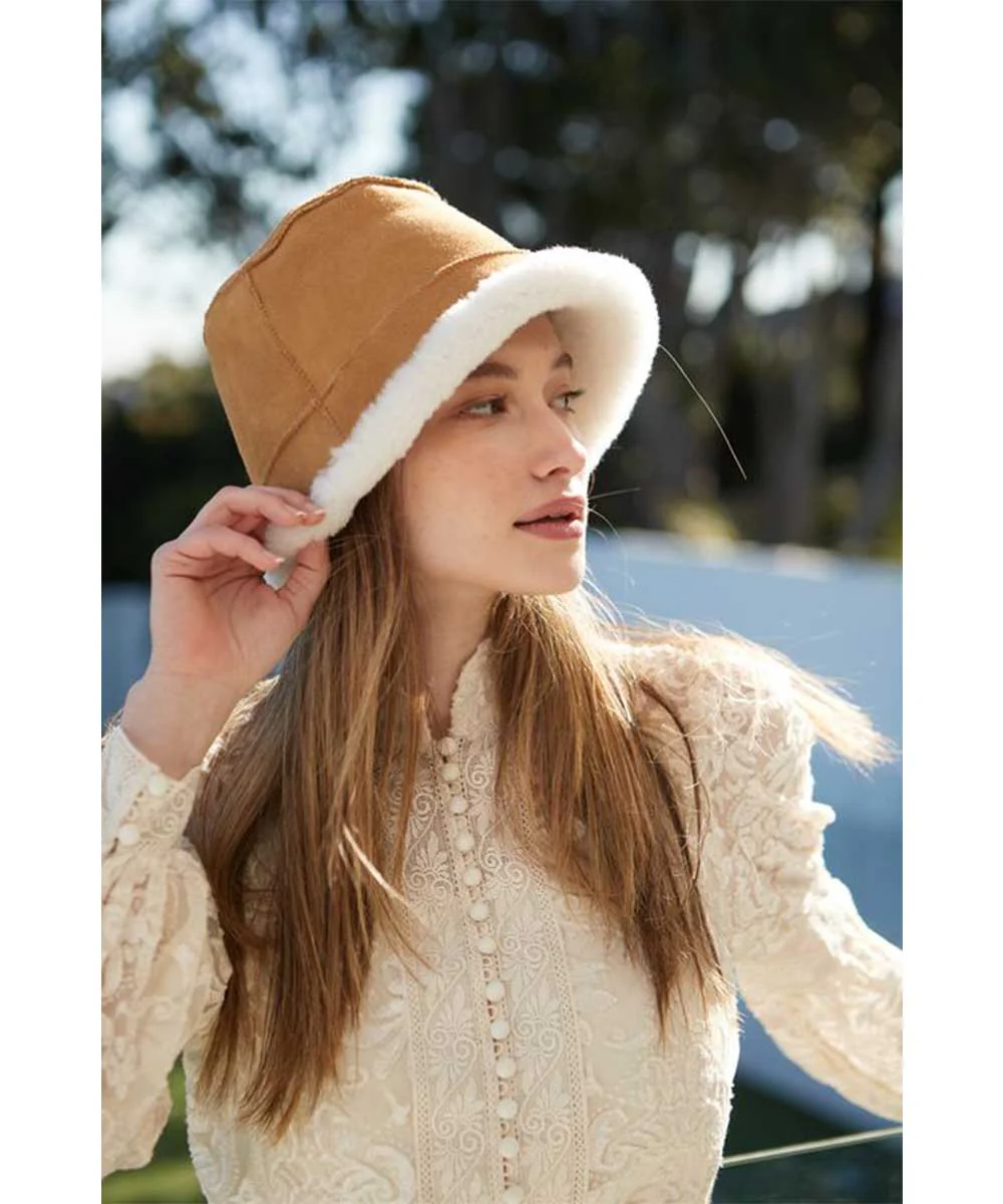 UGG Bek Reversible Hat - Image 5