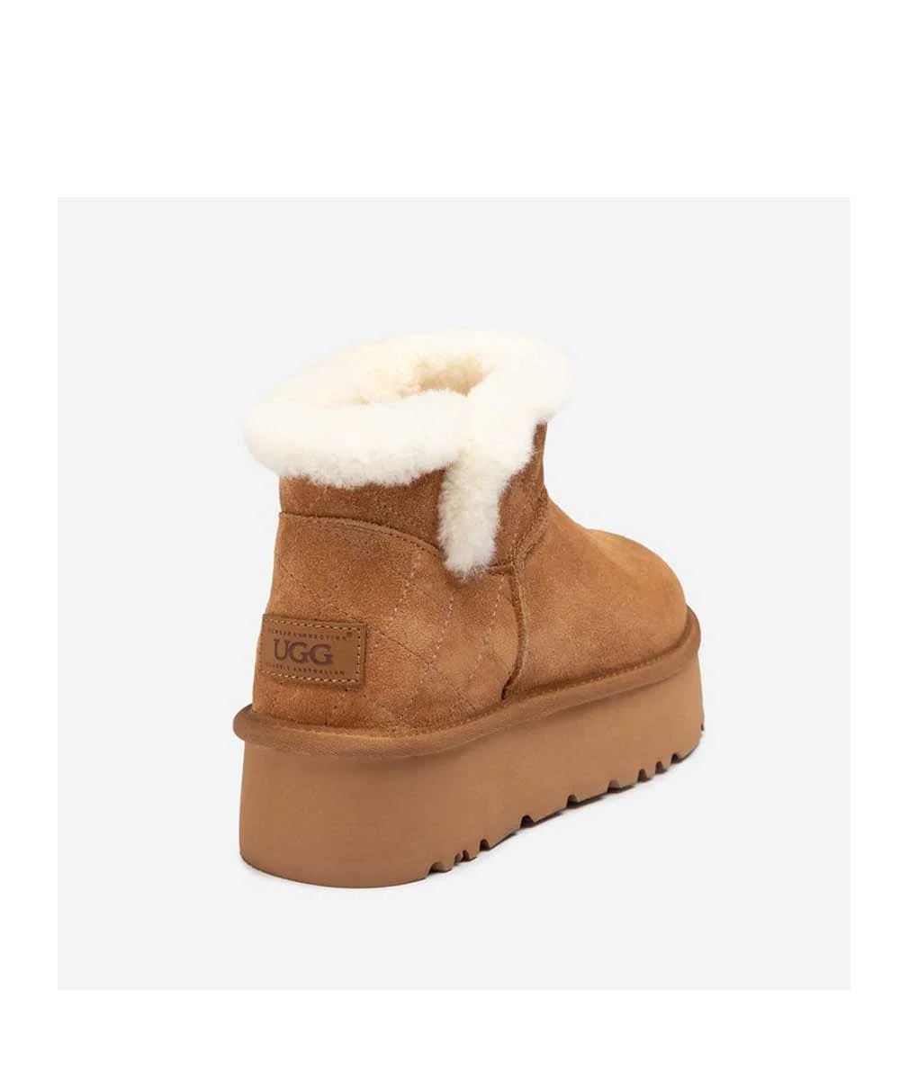 Women's UGG Logo Platform Boot - Image 3
