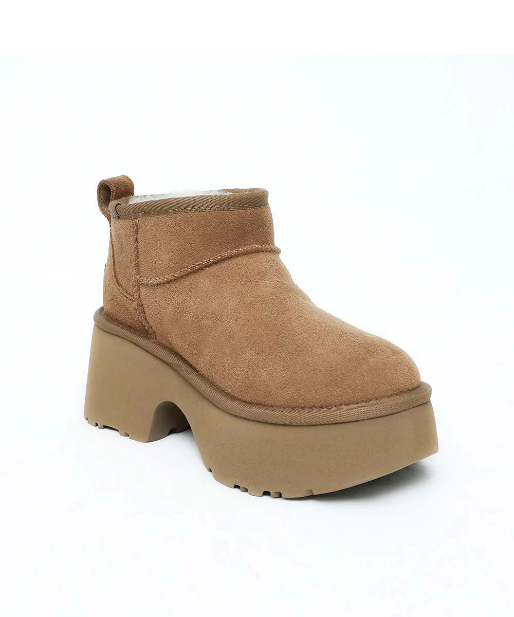 Women's UGG Ultra Mini Terra Boot - Image 2