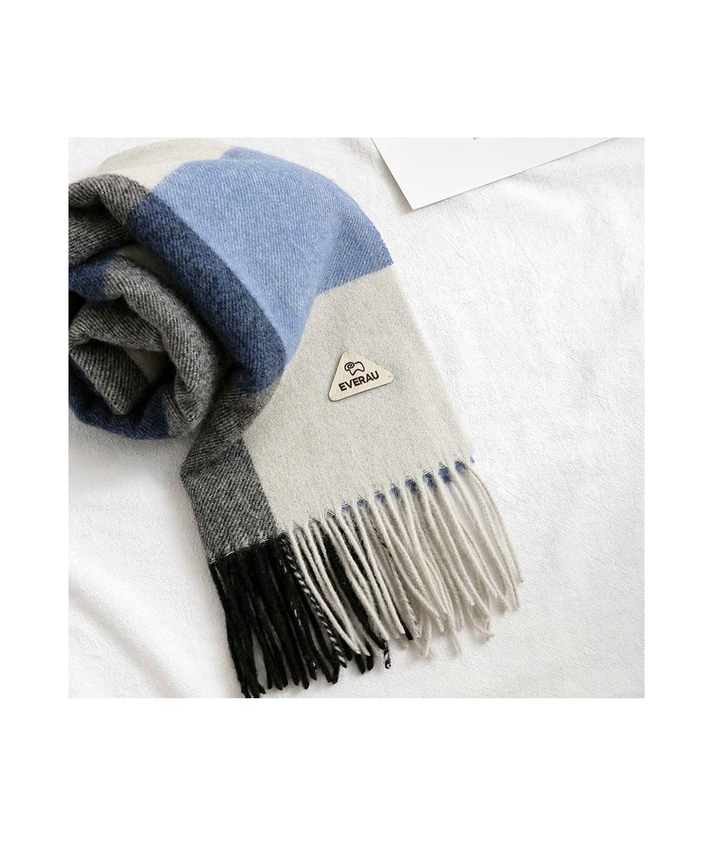 Wool Tartan Scarf - Image 3